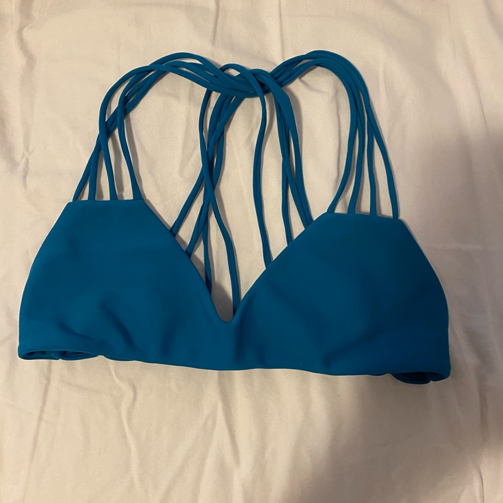 Mikoh Top